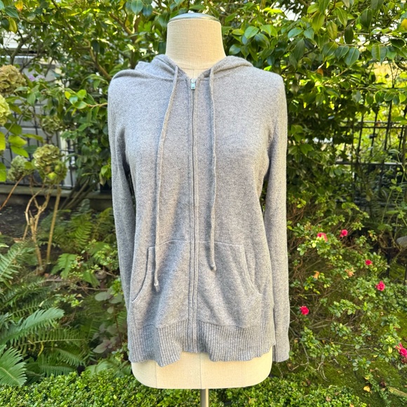 Bloomingdale's Cashmere Zip Hoodie Gray Sz S - Picture 2 of 11